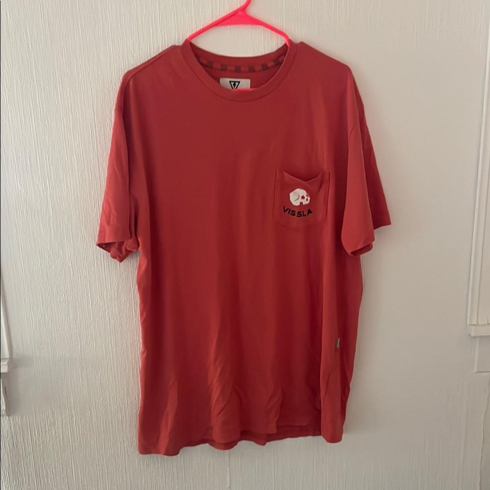 VISSLA Men's Red Short Sleeve Tee
